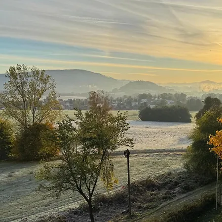 Апартаменты Am Wolfsberg Reinhardtsdorf-Schona